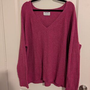 Old Navy Women's V-Neck Sweater in Magenta XL